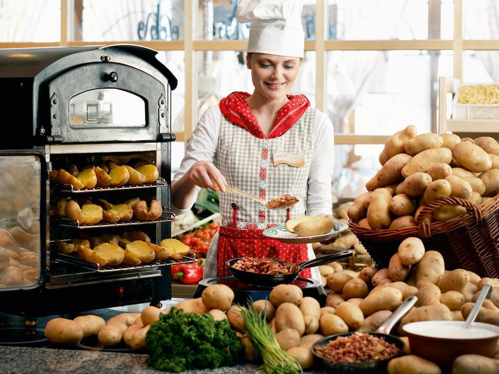 ホテル Landzeit Restaurant Voralpenkreuz ザットレット エクステリア 写真